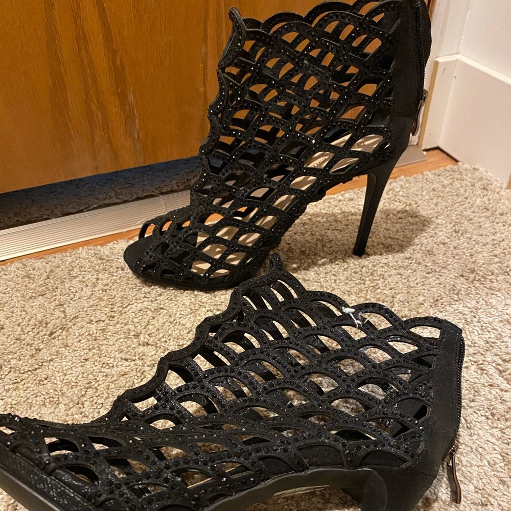 Black rhinestone Le Château stilettos